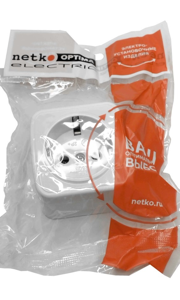 Розетка накладная с заземлением, 16A, пластик, IP20, цвет белый NETKO Optima Electric