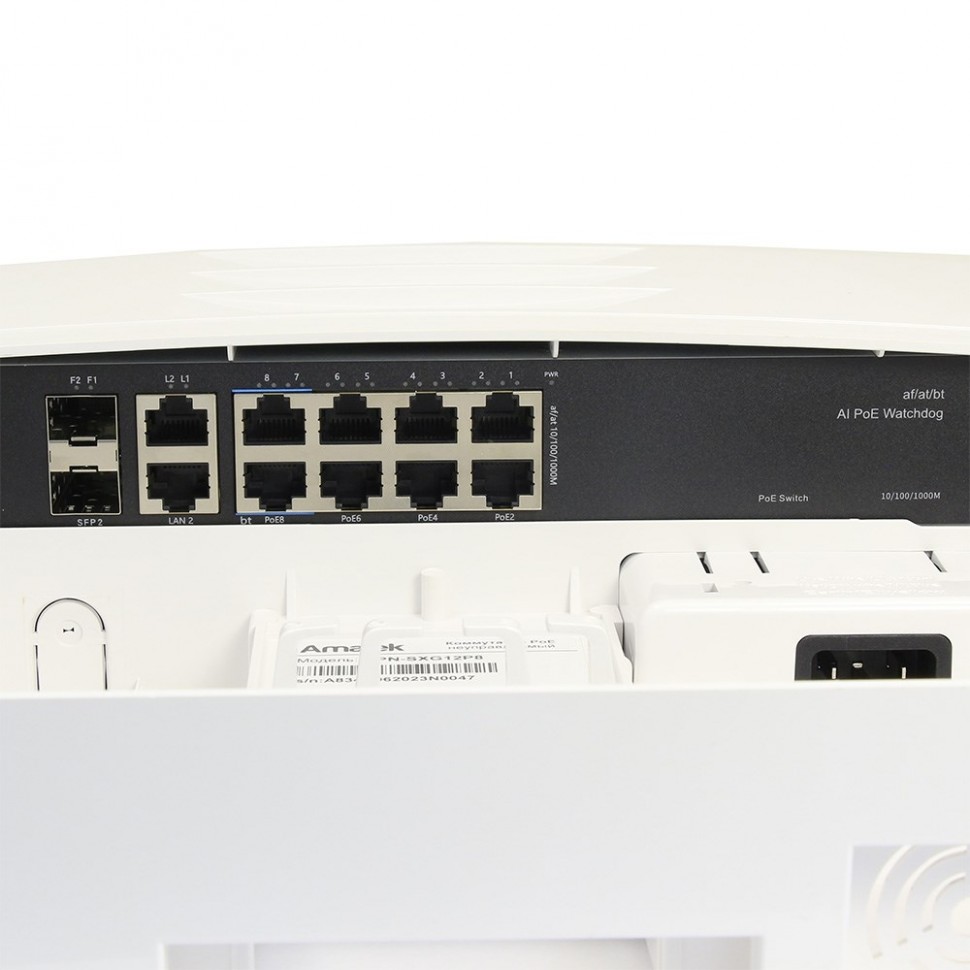 APN-SXG12P8 – 12-портовый уличный 1000Мбит/с коммутатор PoE до 120Вт