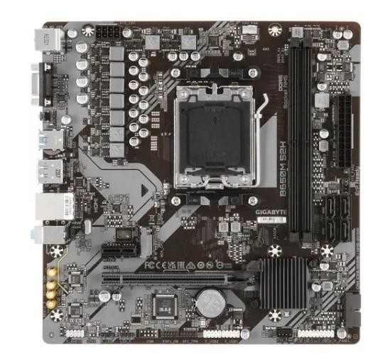 Материнская плата GIGABYTE AMD B650 MicroATX Memory DDR5 Количество слотов памяти 2 слота 1xPCI-Express 4x 1xPCI-Express 16x 1xM.2 1xVGA 1xВыход HDMI 1xВыход DisplayPort 3xАудио вход 3xАудио выход 4xН