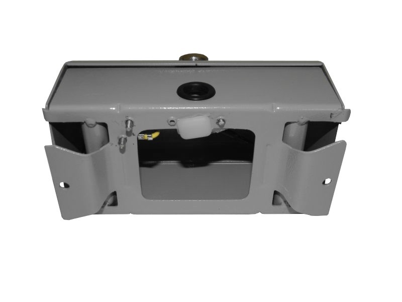 Коробка распределительная на 1 (макс d кабеля 10мм) плинт металлическая (7*13,5*7,3см), замок