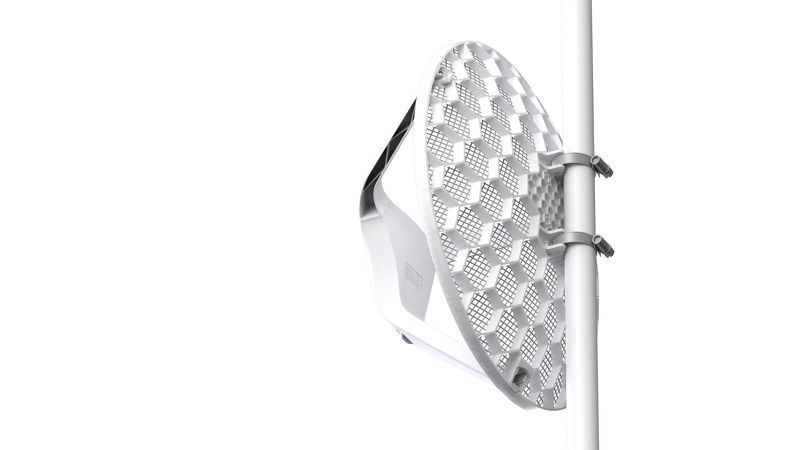 Маршрутизатор с антенной  MikroTik LHG XL HP5 (RBLHG-5HPnD-XL) (4-pack)
