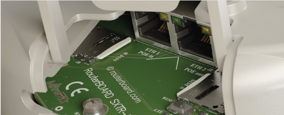Точка доступа LTE MikroTik SXT LTE7 kit