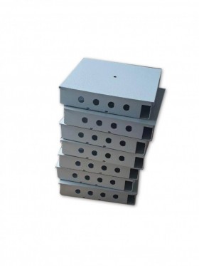 Коробка оптическая настенная 4 FC портов Simplex, ложемент для КДЗС, металлическая, (164*124*23мм Г*Ш*В), D-тип