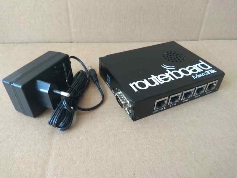 Маршрутизатор MikroTik RBMRTGx4