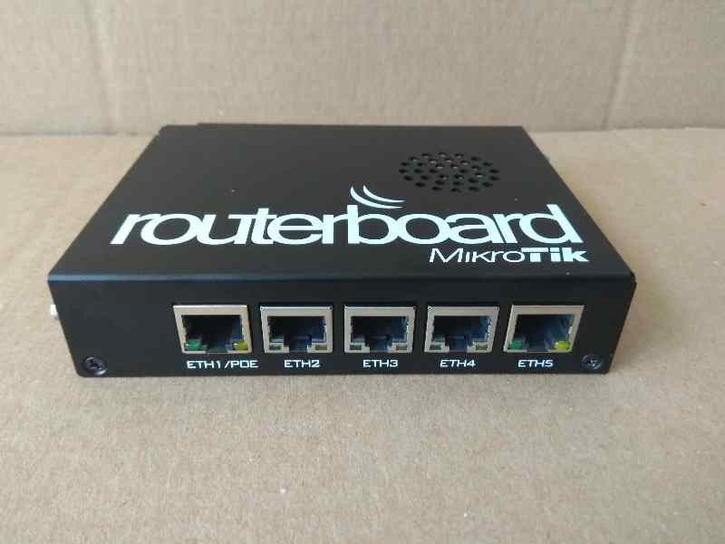 Маршрутизатор MikroTik RBMRTGx4