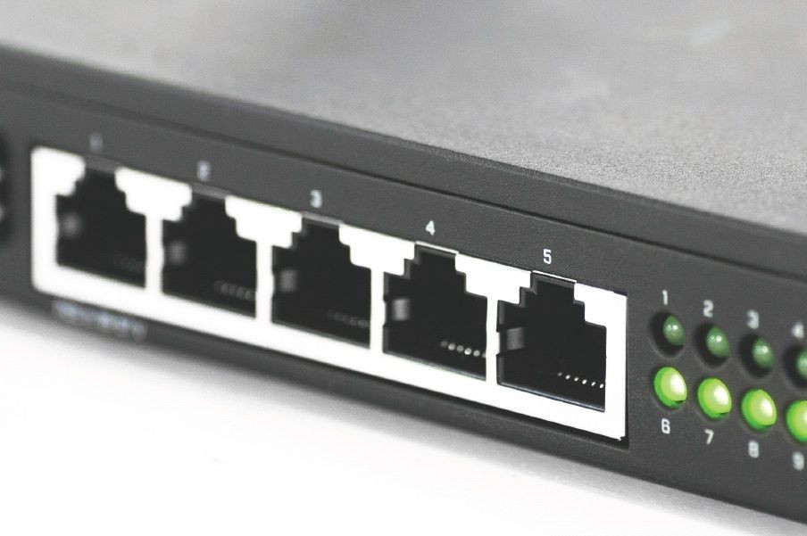 Маршрутизатор с Wi-Fi точкой доступа MikroTik RB4011iGS+5HacQ2HnD-IN